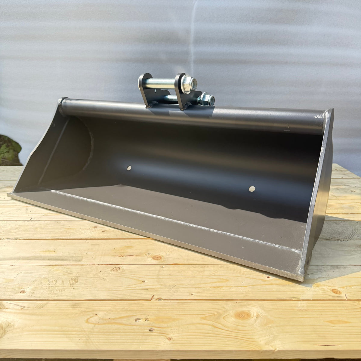80 cm Erdlöffel für Minibagger Bagger Löffel (inkl. 2 Stück Montagebolzen)