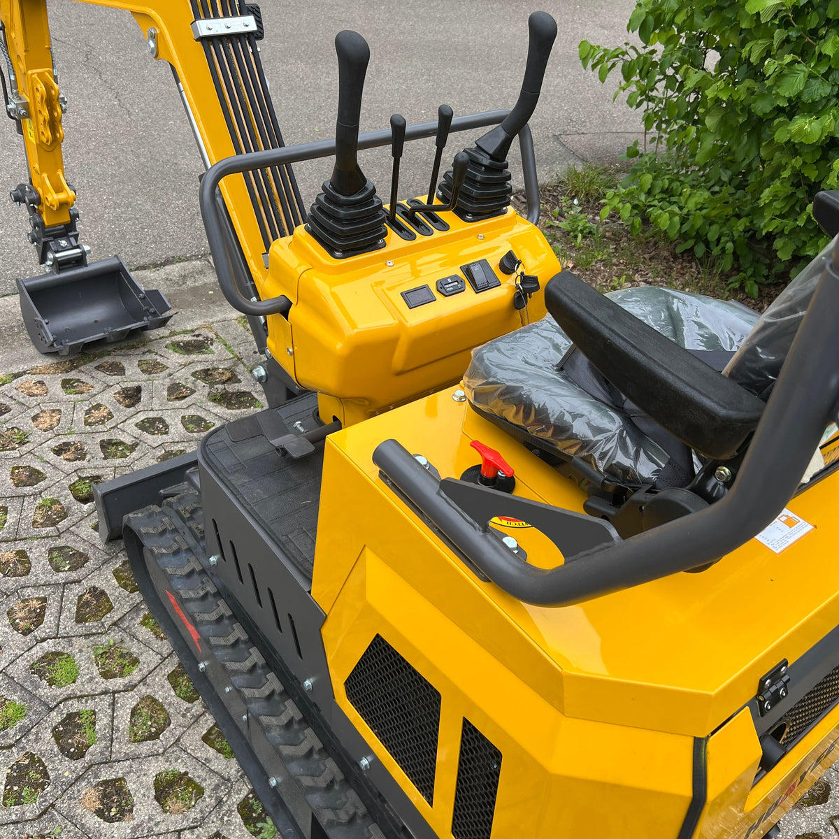Minibagger HY10 Bagger 900kg Diesel inkl. Schnellwechsler & Zahnlöffel 7,6KW