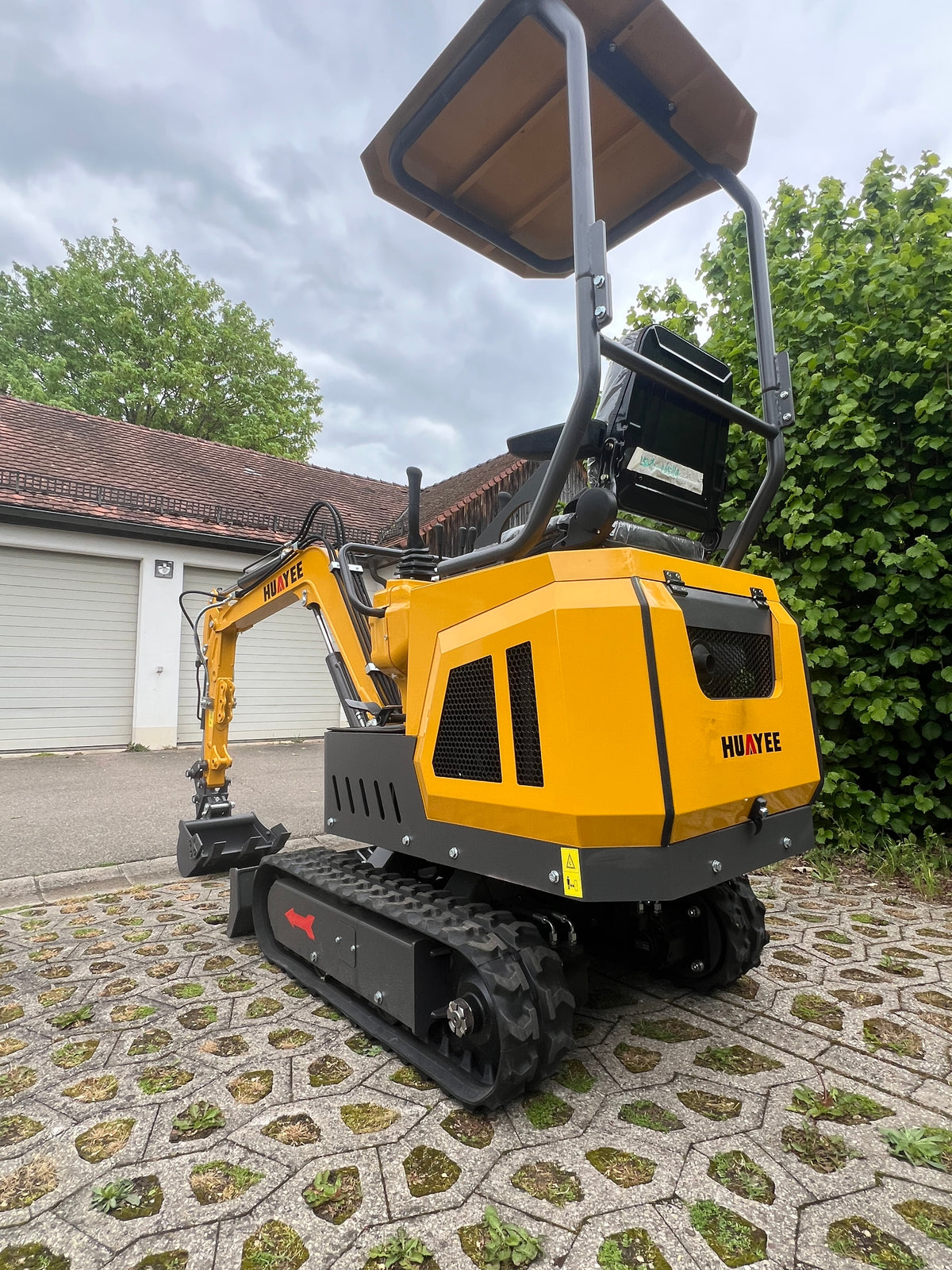 Minibagger HY10 Bagger 900kg Diesel inkl. Schnellwechsler & Zahnlöffel 7,6KW