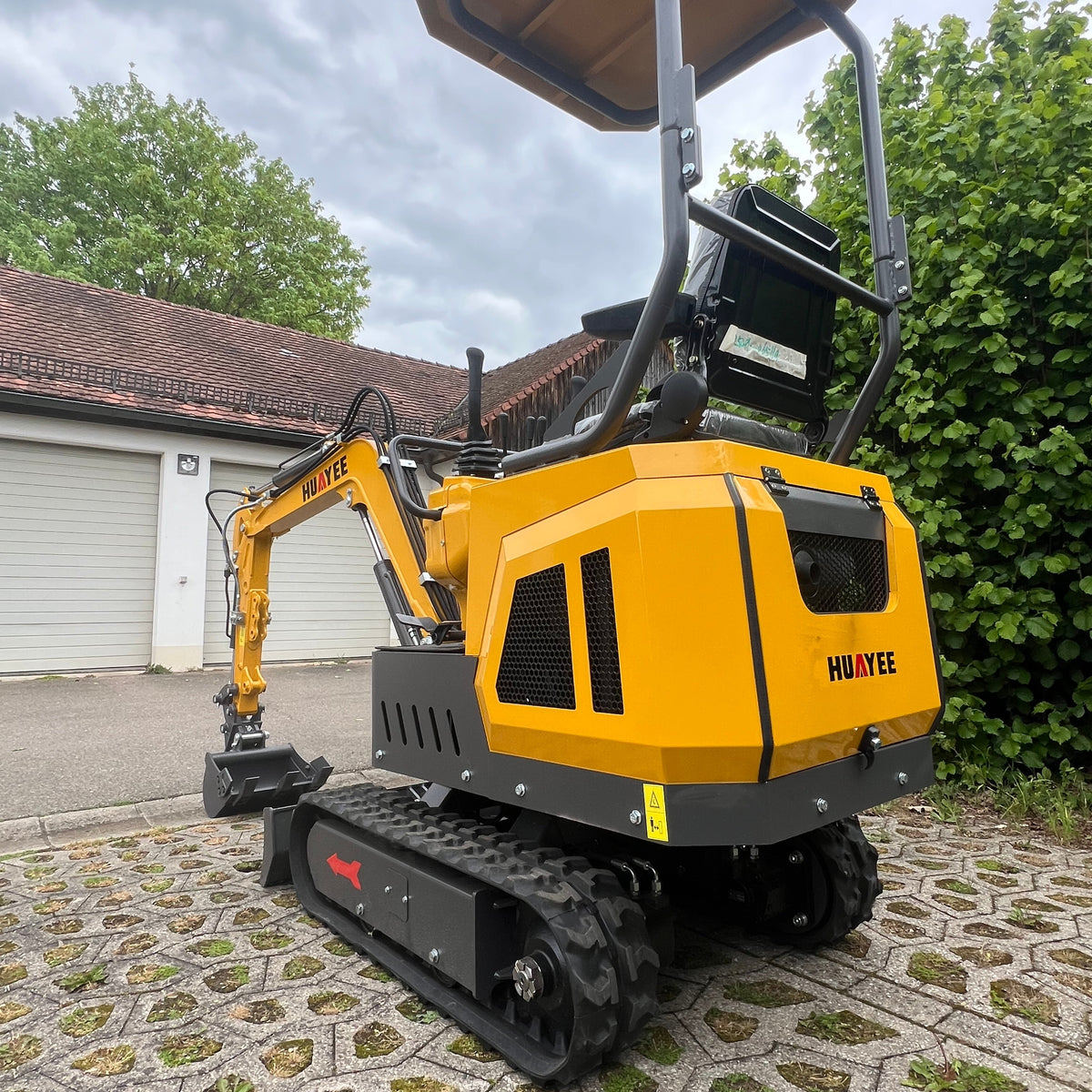 Minibagger HY10 Bagger 900kg Diesel inkl. Schnellwechsler & Zahnlöffel 7,6KW