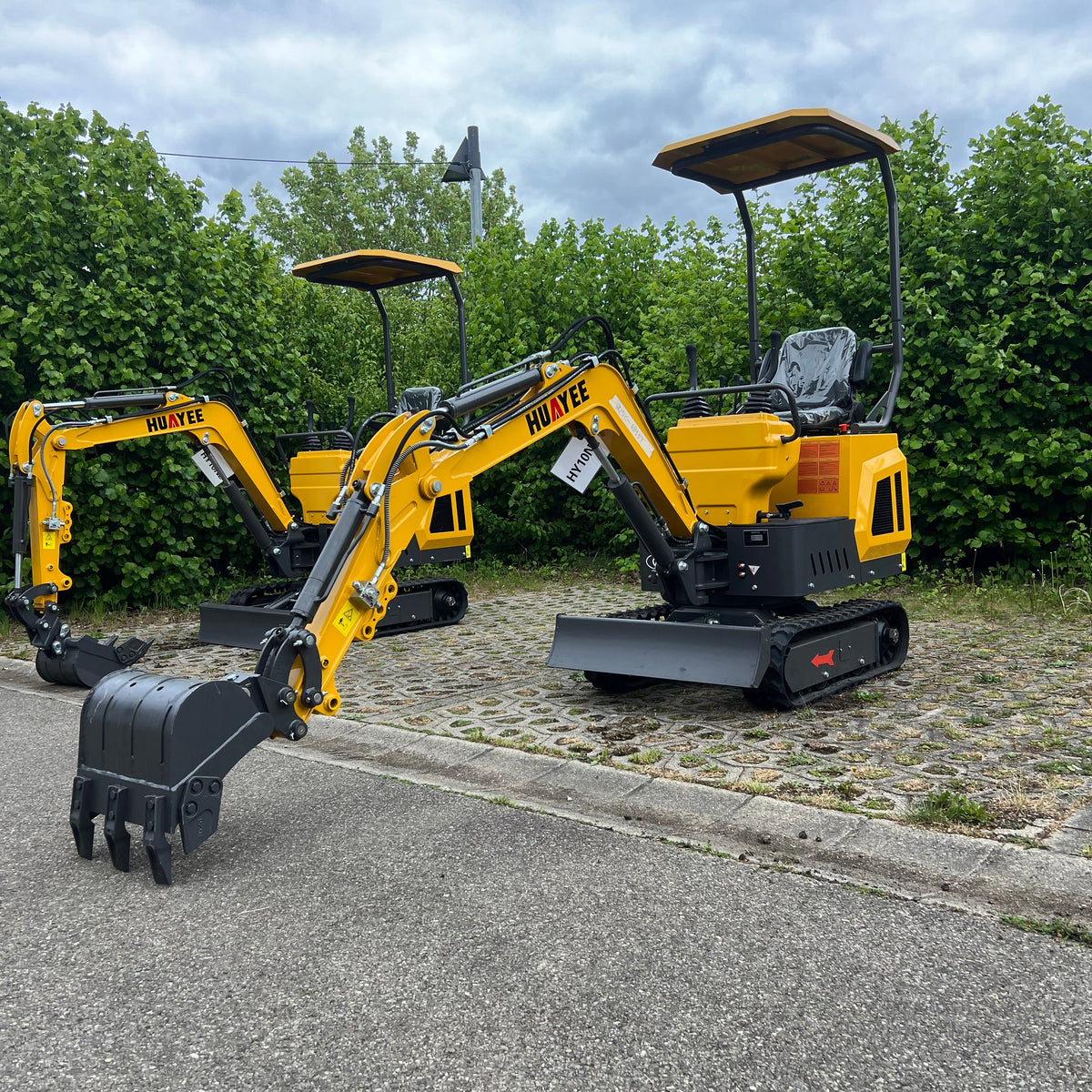 Minibagger HY10 Bagger 900kg Diesel inkl. Schnellwechsler & Zahnlöffel 7,6KW