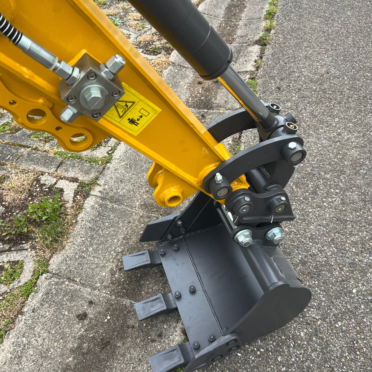 Minibagger BK09 Bagger 900kg Diesel inkl. Schnellwechsler & Zahnlöffel 7,6KW
