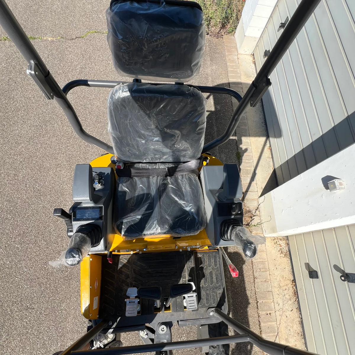 Minibagger HY16F2 Kettenbagger Kubota D722 mit Verstellfahrwerk & Schnellwechsler & 43cm Zahnlöffel